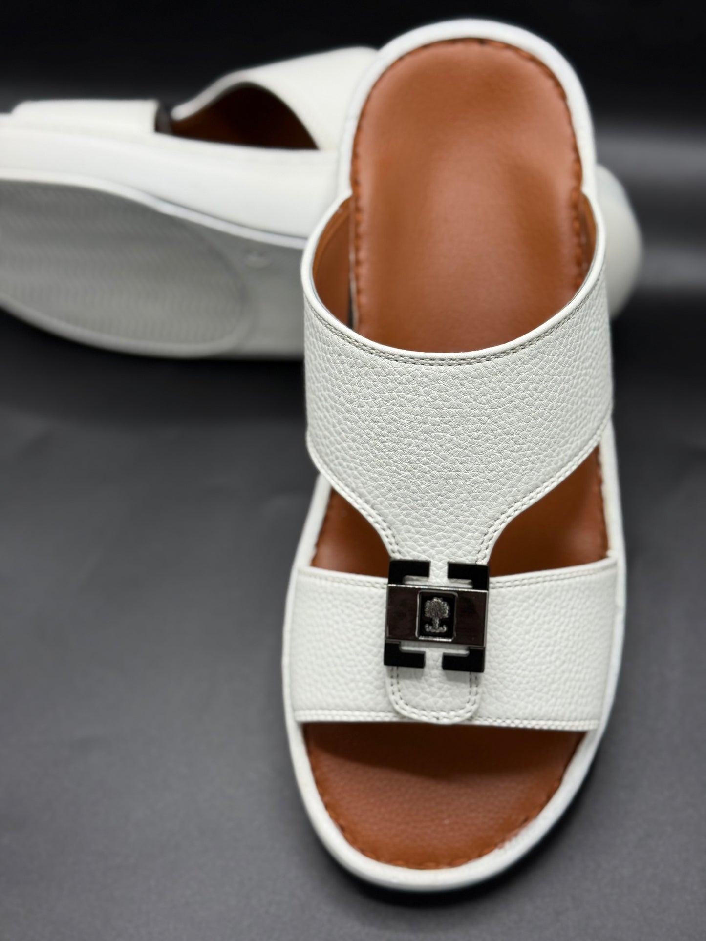 Arabic Medicated Slippers (White)